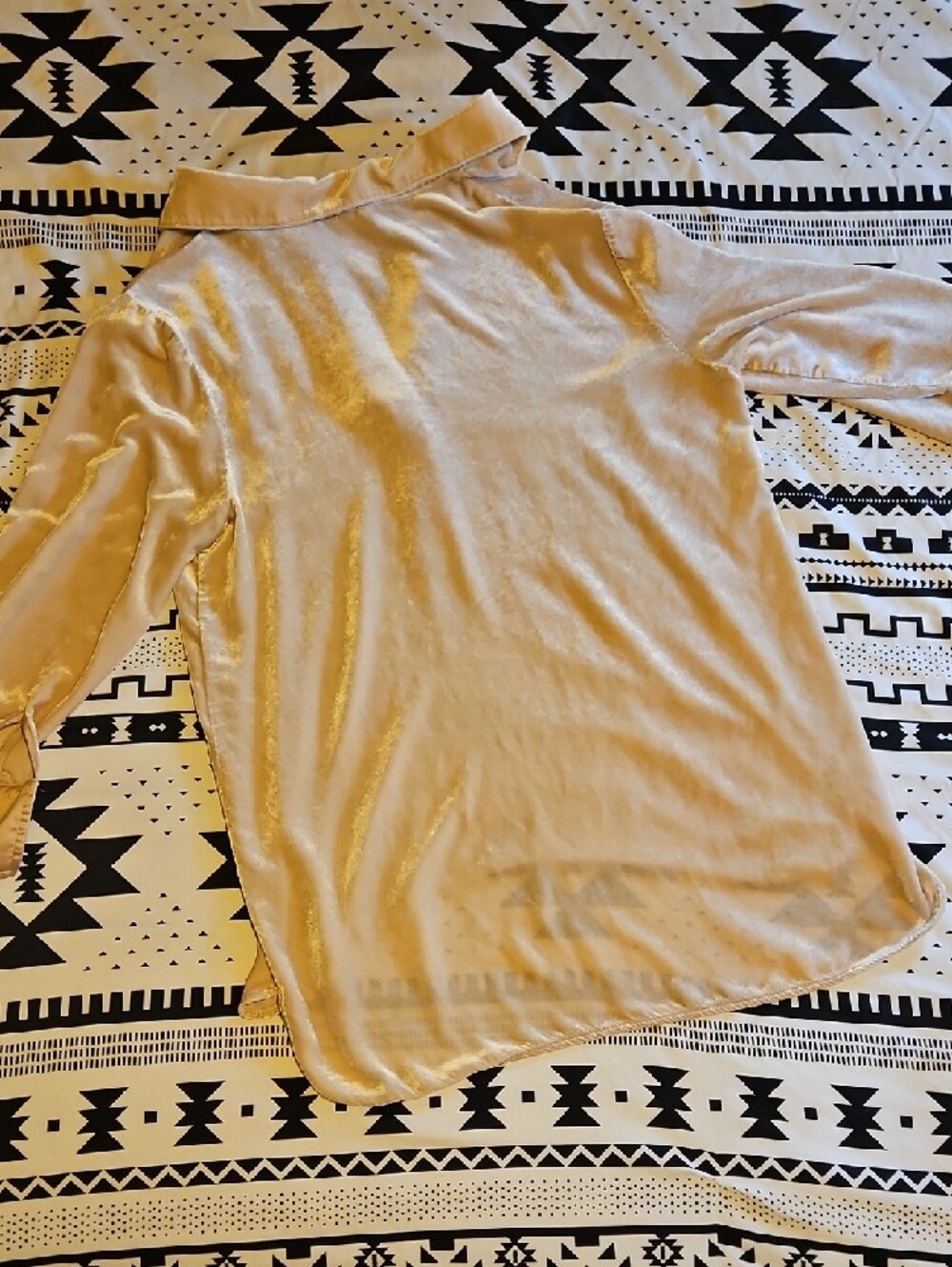 Sundance Velour Tunic - Picture 8 of 8